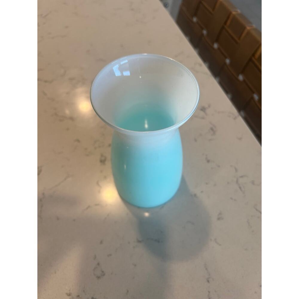 Ombré Blue Vase - Picture 2 of 5